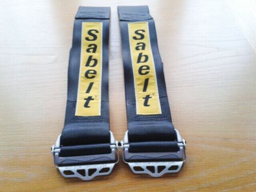 🏁 Correas de Cinturón Red Bull Racing F1 por Sabelt – Memorabilia de F1 Usada en Carrera